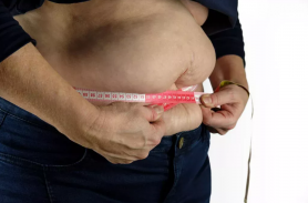 Vrei să NU te mai îngrași? Aceste alimente te vor ajuta în 2023 să slăbești